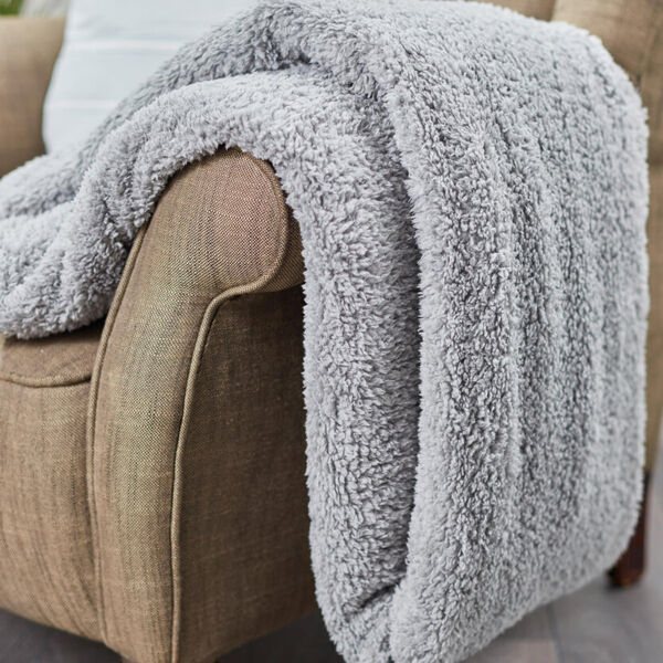 The Ribbon teddy bear fabric throw Miniaturansicht